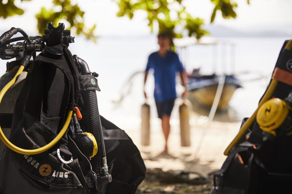 Diving Gili Asahan means having the best dive sites at your doorstep. Pearl Beach Resort Gili Asahan is right in the middle of Gita Nada Marine Park, Lombok, Indonesia. One of the best diving areas of Indonesia close by, a home reef in front and a dive center with PADI dive courses right next door. A divers dream.